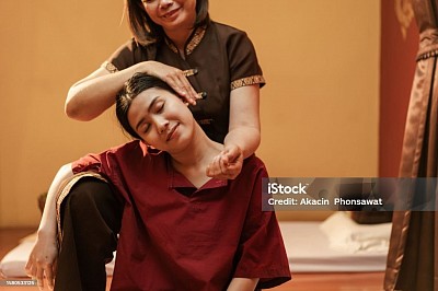 Thai Massage 300 RM.